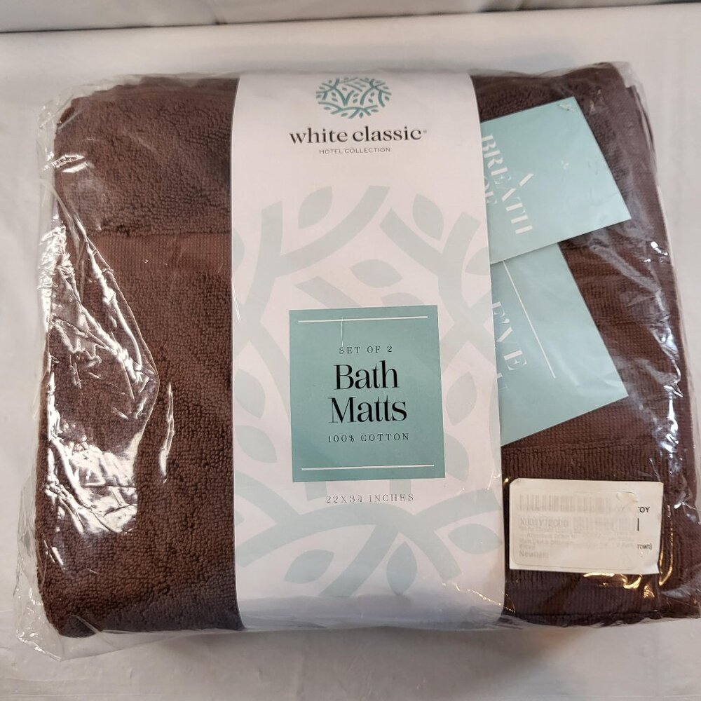 White Classic Collection Set of 2 Bath Matts 22x34 Brown